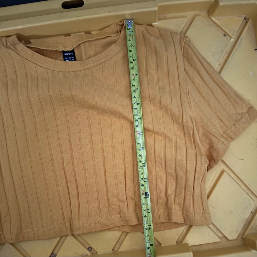 Mustard Ribbed Crop Top - Picture 5 of 6
